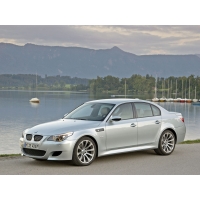 BMW M5 широкоформатные обои и большие картинки