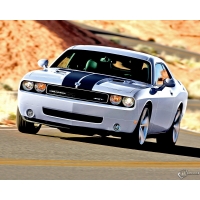 Dodge Challenger SRT V8     