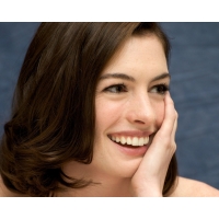 Anne Hathaway        
