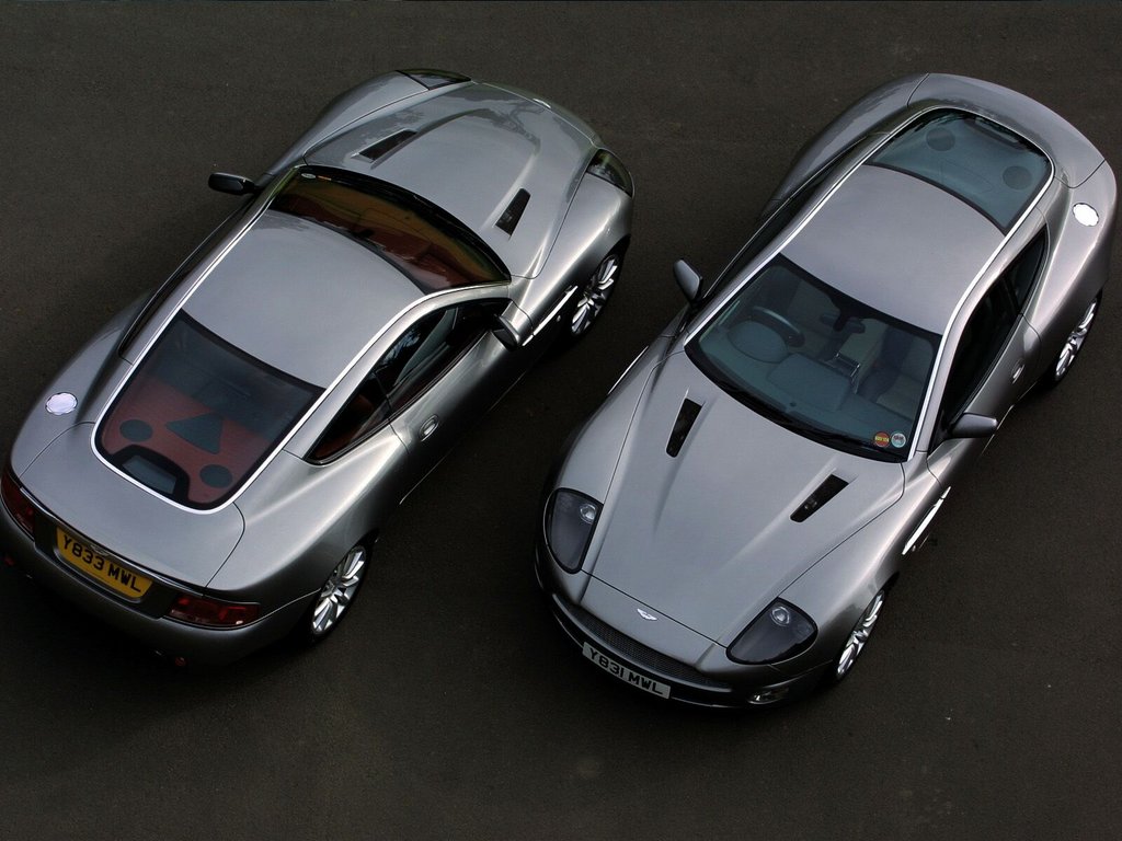 Aston Martin Vanquish S обои