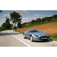 Aston Martin V8 Vantage (2005)        