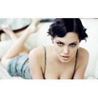 Angelina Jolie #10 ,    -    