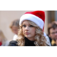  Taylor Swift -        