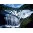 (1024х768, 326 Kb) Большие водопады в долине - картинки и обои на рабочий стол компьютера, природа